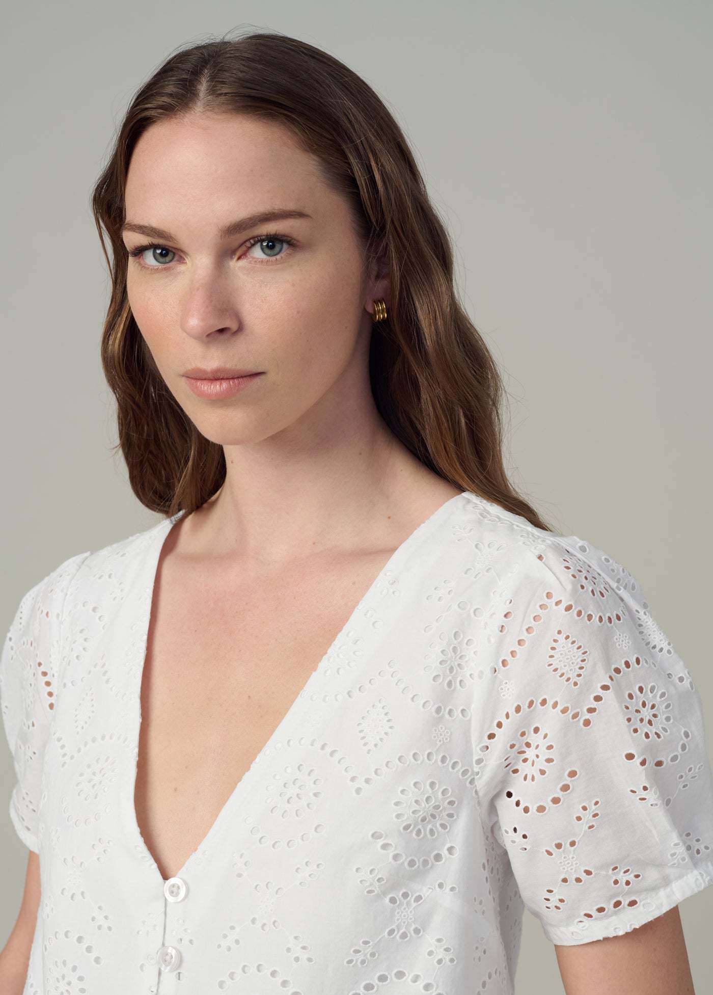 THE HALLE SHORT SLEEVE EYELET BLOUSE - XL - Image 33